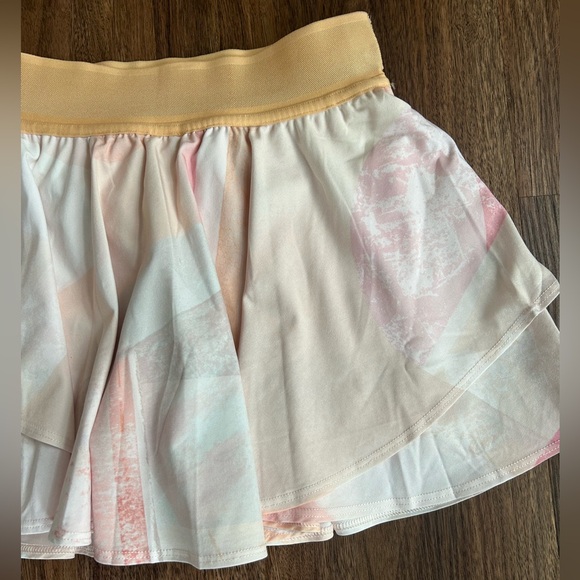 LULULEMON Court Rival High-Rise Skirt Built-In Shorts Garrogeo Multi Skort Sz 2 - Picture 6 of 15